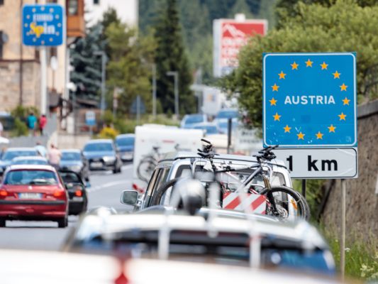 Etwas mehr Personen mit ausländischem Geburtsort in Österreich
