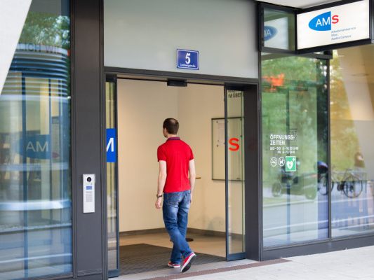 Arbeitslose Personen dürfen bald nur in Ausnahmefällen dazu verdienen