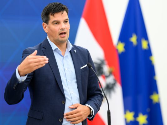 Amesbauer fordert Gespräche auf politischer Ebene