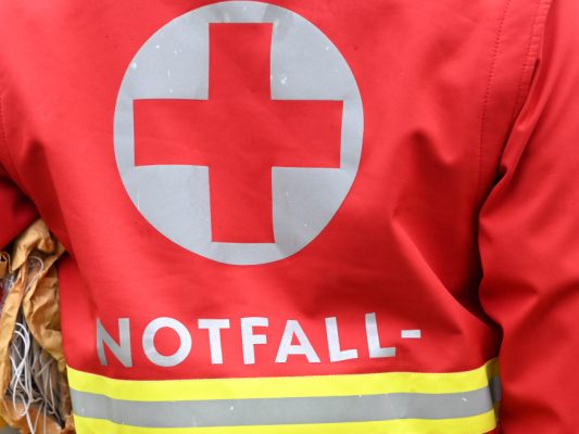 Ärzte und Rettungssanitäter konnten dem Mann nicht mehr helfeb