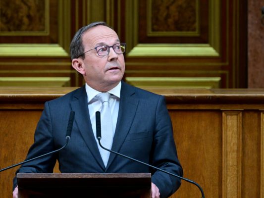 Auch Haubner sieht Möglichkeit für Live-U-Ausschuss