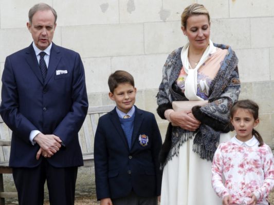 Jean d'Orleans (links) hier im Jahr 2019 mit seiner Familie