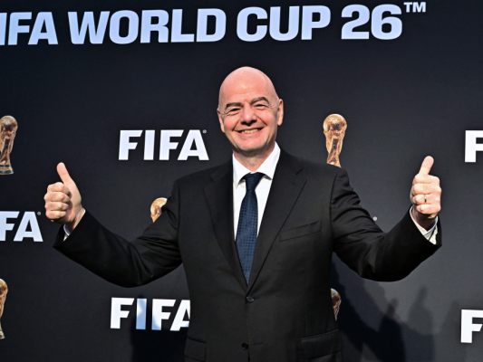 FIFA-Präsident Gianni Infantino darf sich freuen