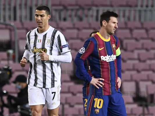 Cristiano Ronaldo/l. und Lionel Messi verdienen im Fußball am meisten