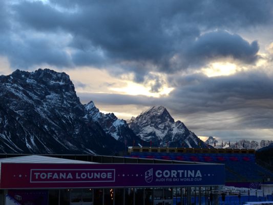 Russlands Athleten bleiben in Cortina ausgeschlossen Russlands Athleten bleiben in Cortina ausgeschlossen