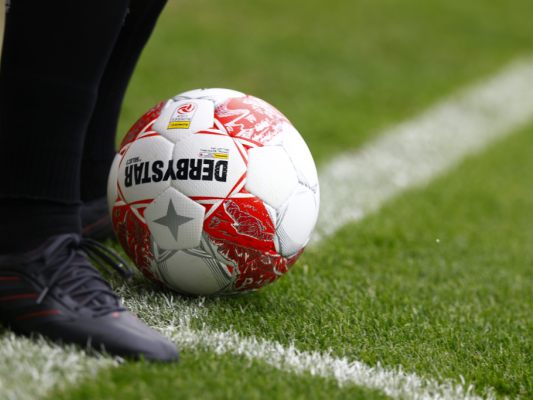 Der Tabellenführer der 2. Liga strauchelte Der Tabellenführer der 2. Liga strauchelte