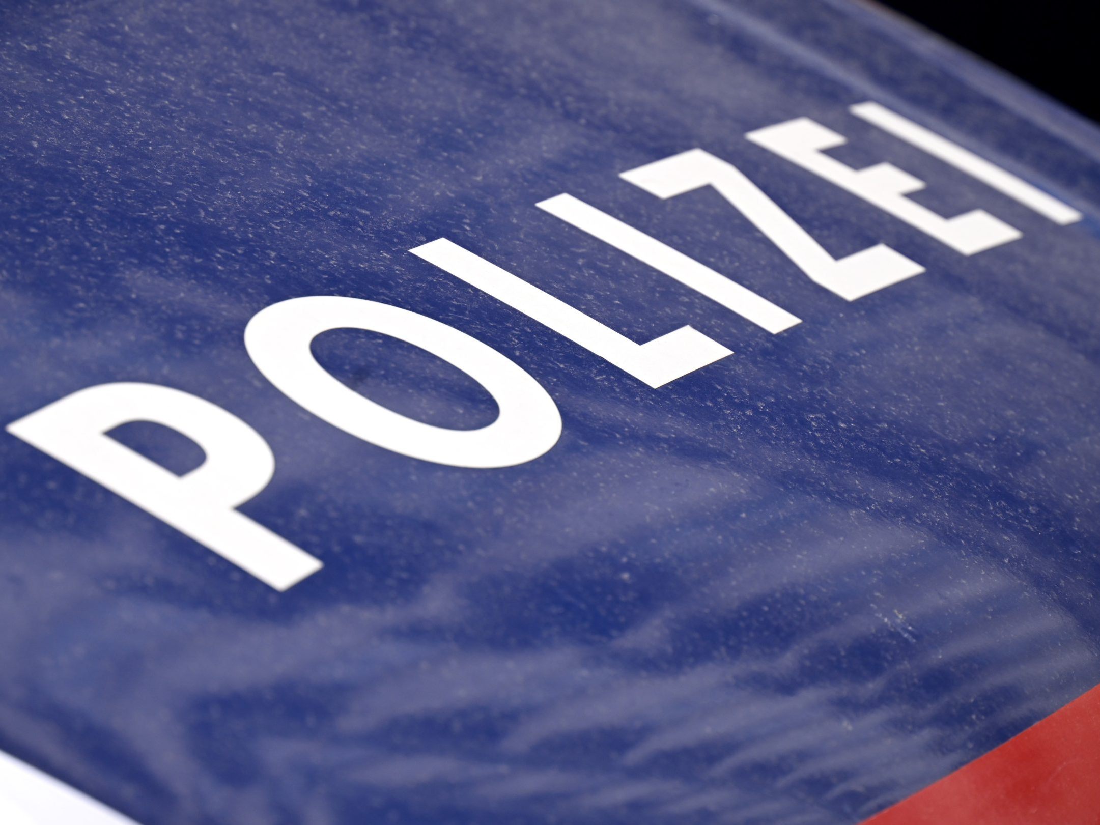 Die Polizei nahm eine Frau fest.