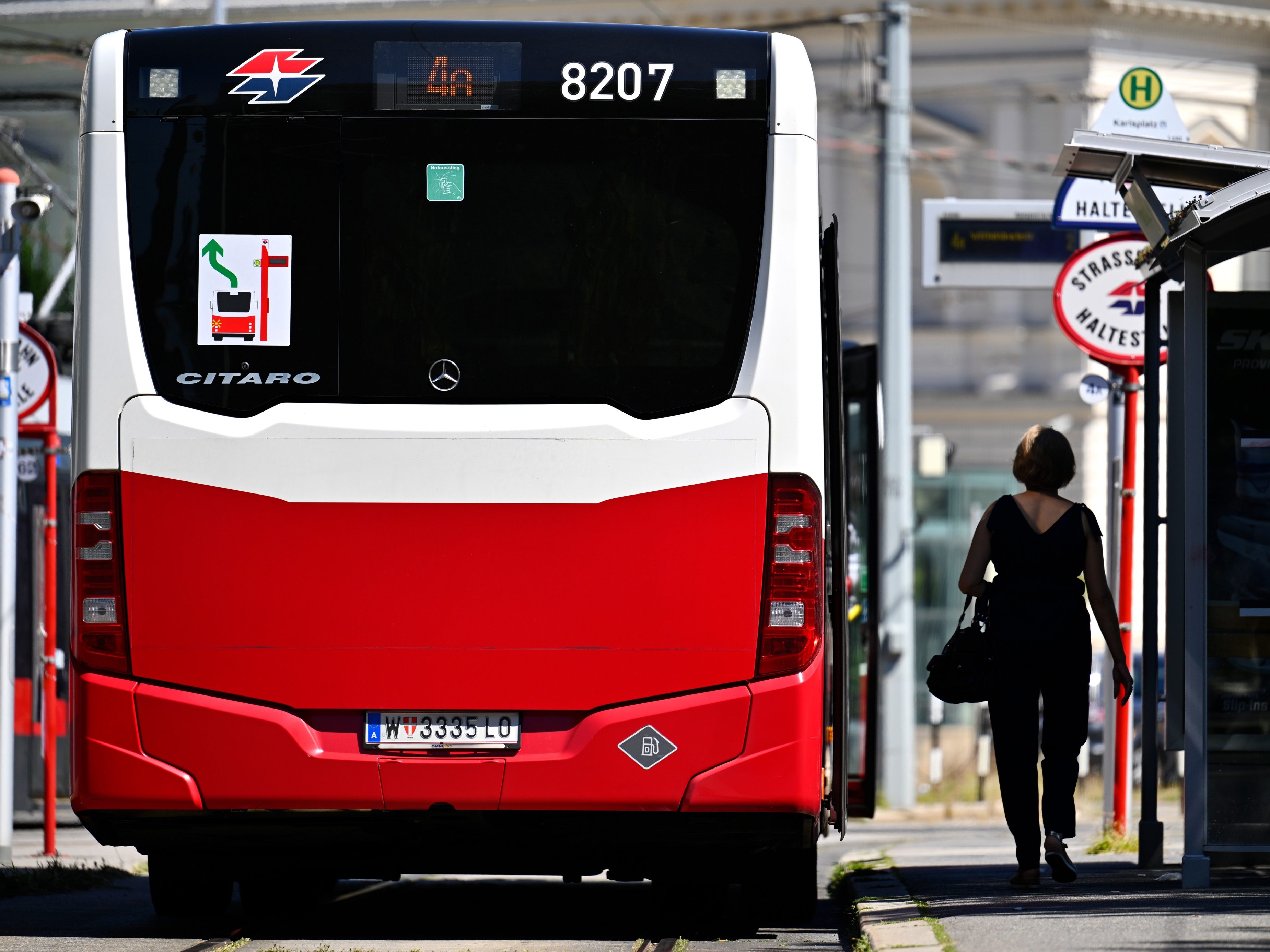 In Wien wird als Verlagerungsmaßnahme die Nutzung von Öffis forciert.