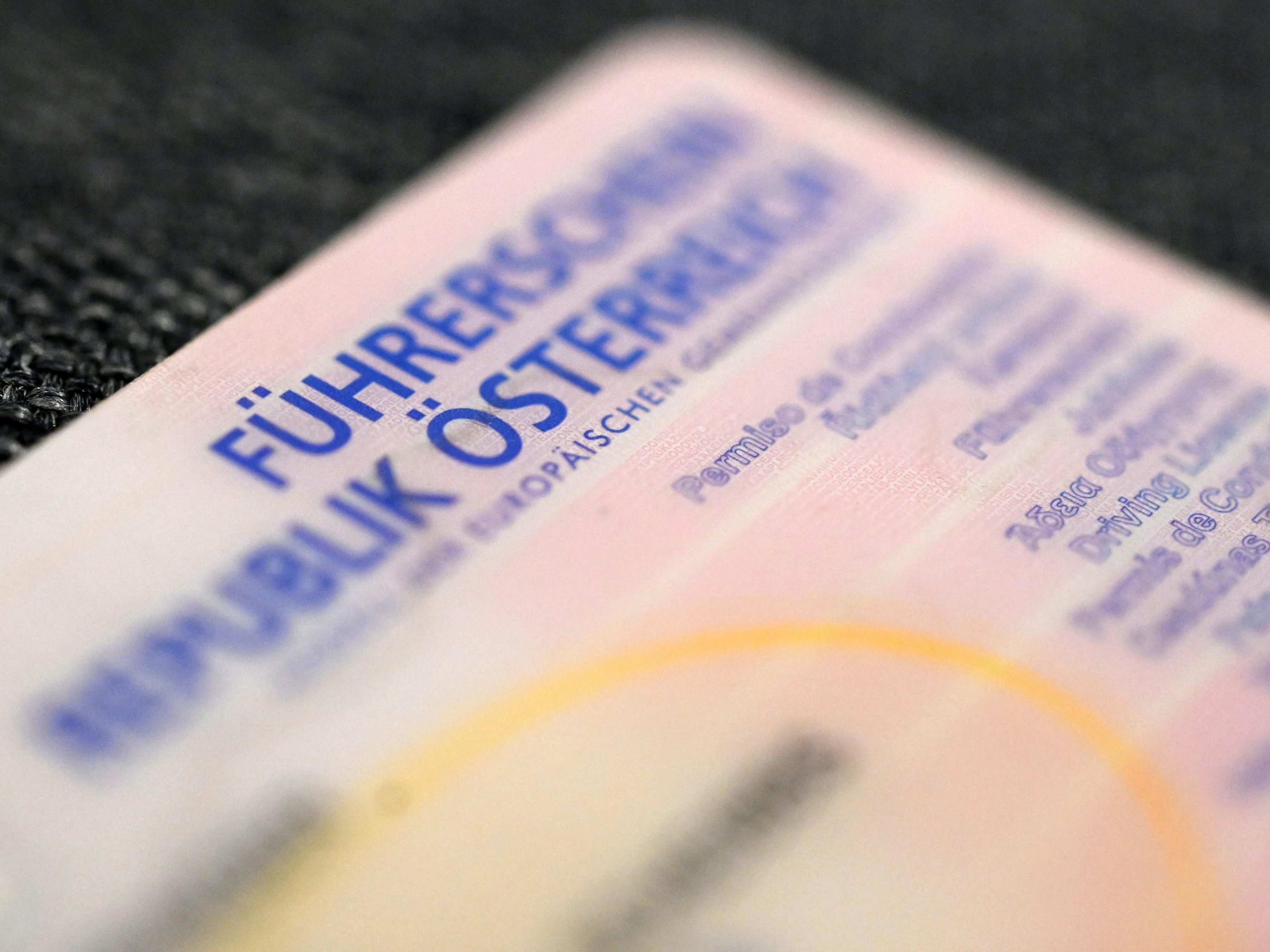 Führerschein-Frust löste einen Polizeieinsatz in Wien-Landstraße aus. Führerschein-Frust löste einen Polizeieinsatz in Wien-Landstraße aus.