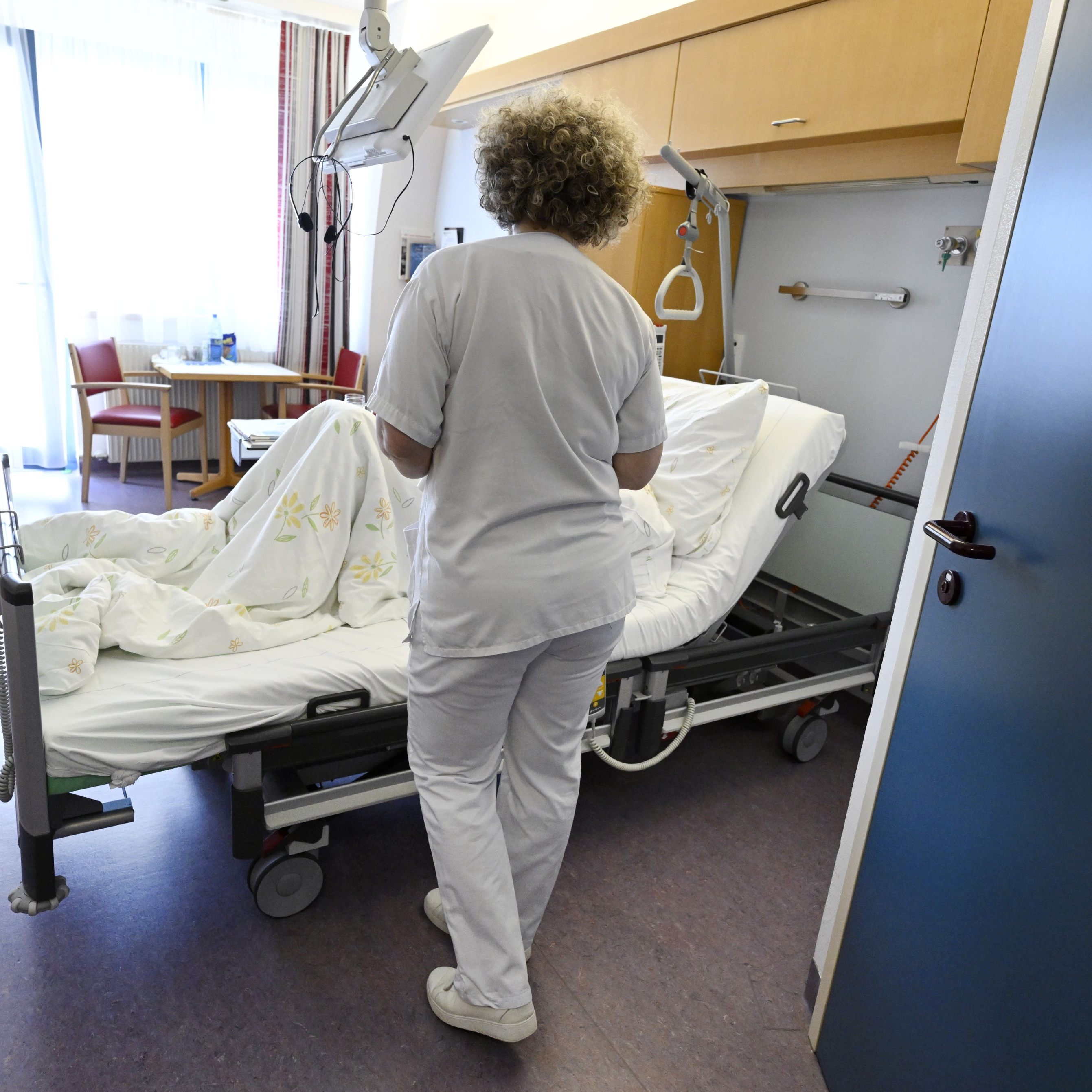 Die notwendige Zahl an Schwerarbeitstagen wird in der Pflege gesenkt.