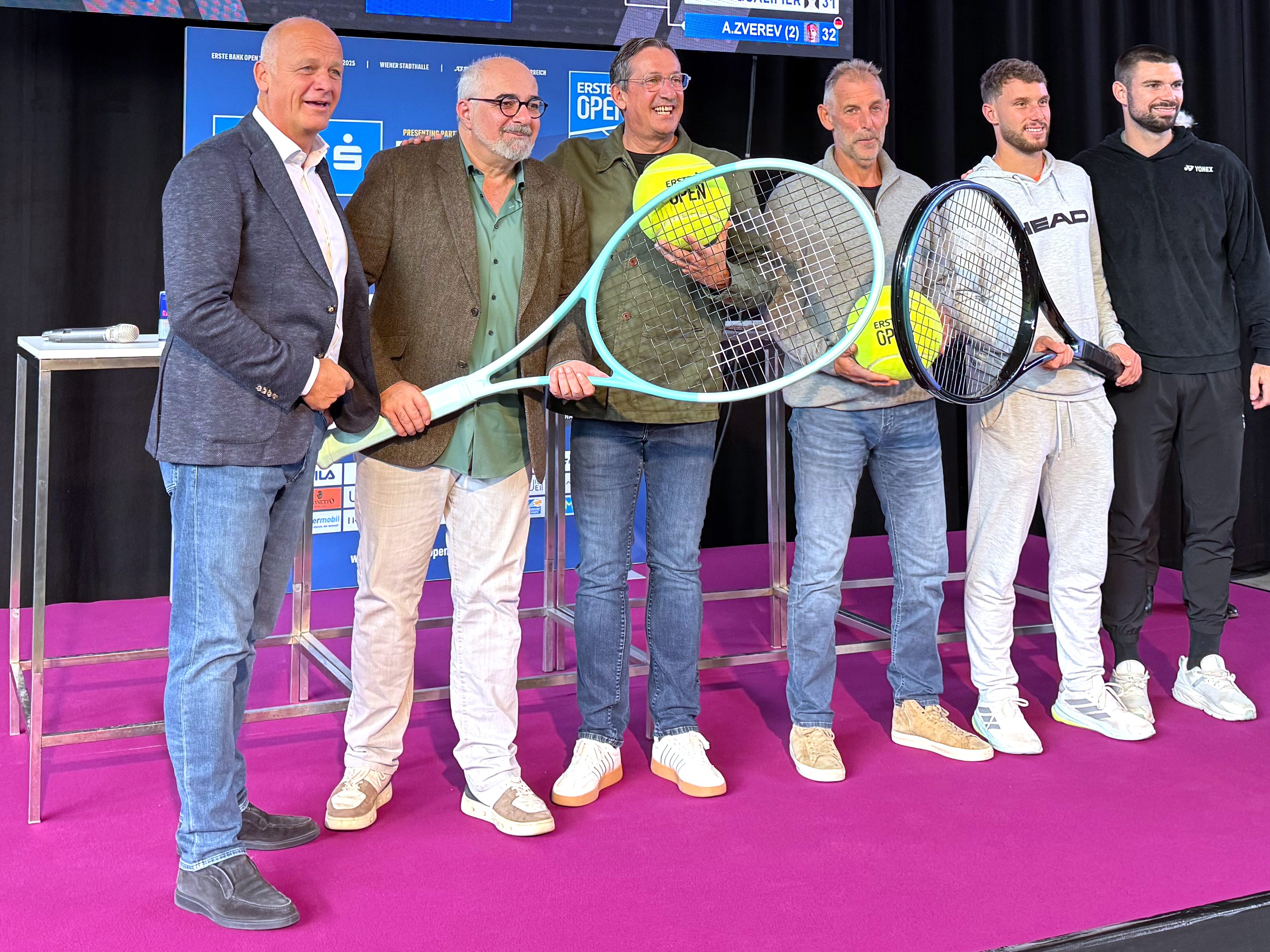 Gegner von Misolic (zweiter von rechts) und Rodionov (erster von rechts) bei Erste Bank Open in Wien stehen fest.