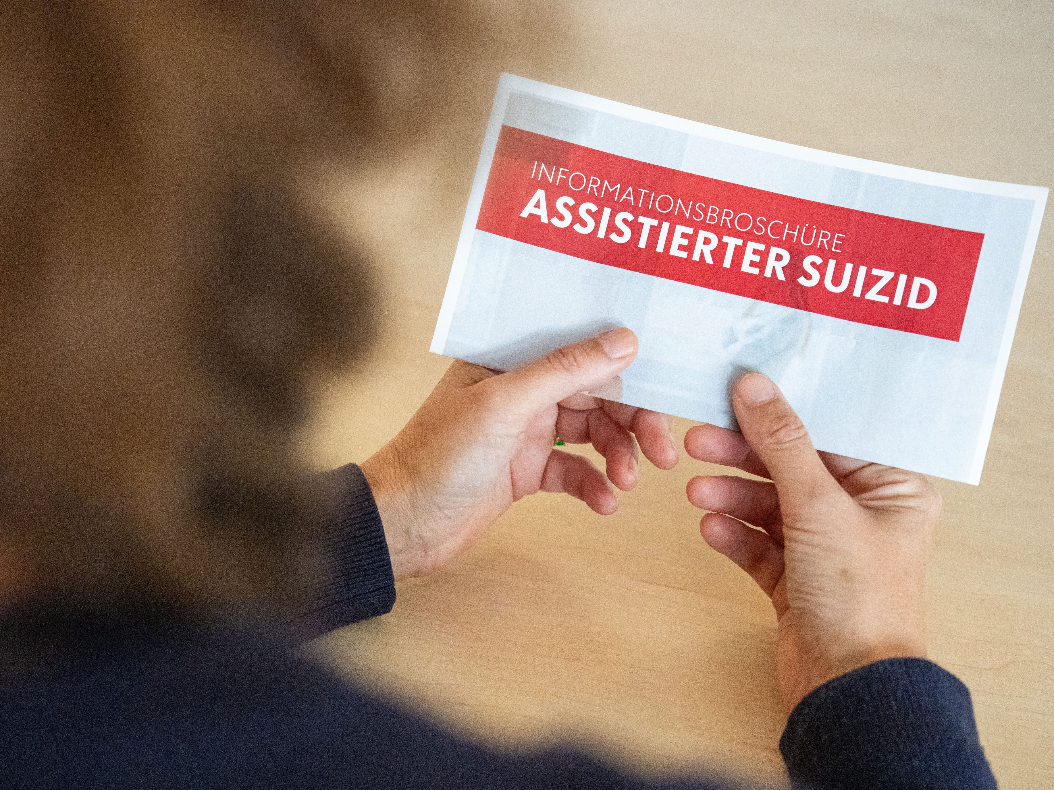 Fachgesellschaften fordern mehr Klarheit über assistierten Suizid. Fachgesellschaften fordern mehr Klarheit über assistierten Suizid.