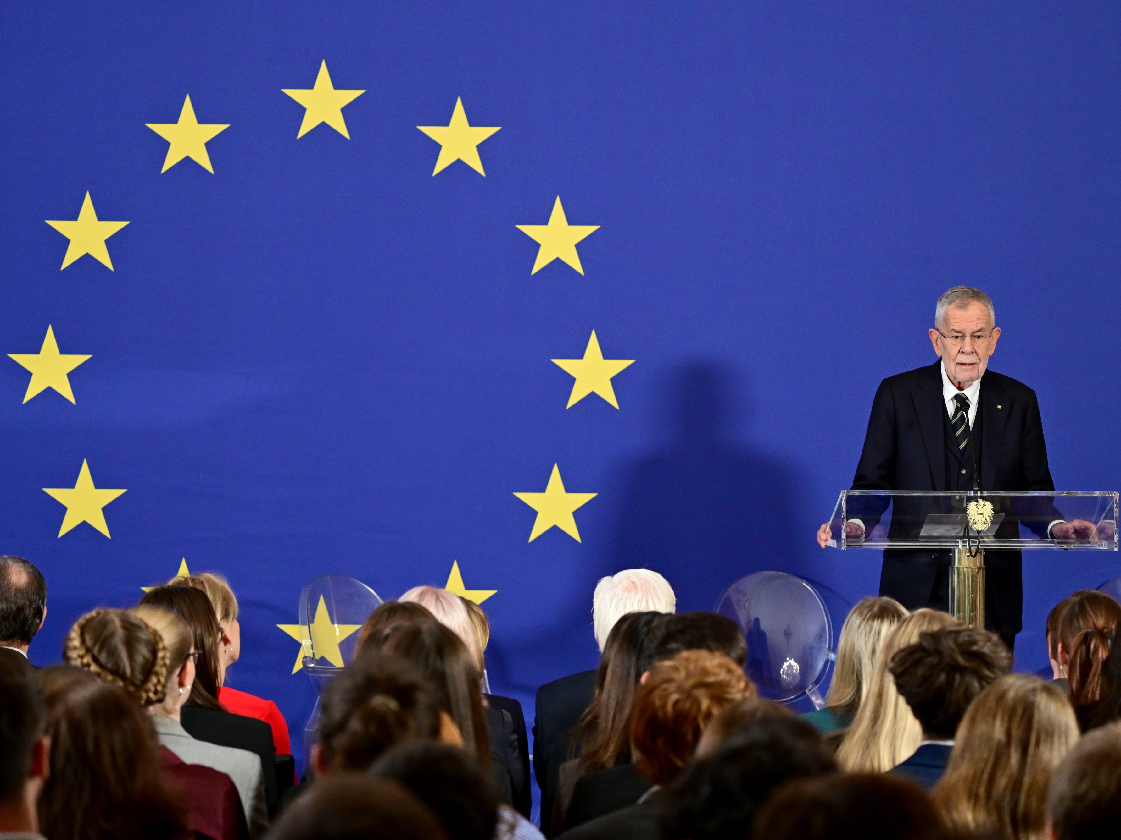 BP Van der Bellen bei der Veranstaltung "Europa? In Vielfalt geeint.". BP Van der Bellen bei der Veranstaltung "Europa? In Vielfalt geeint.".