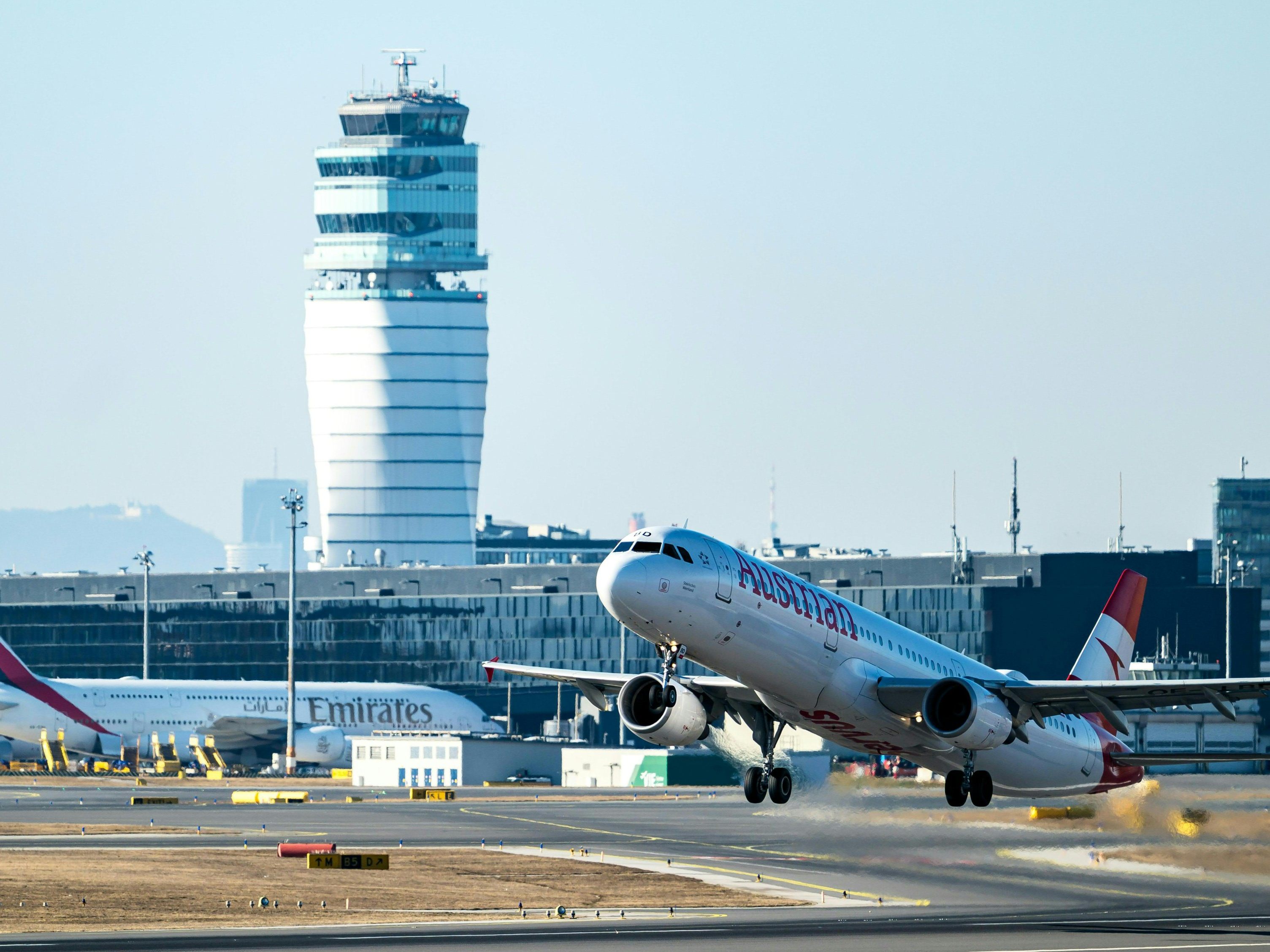Flughafen Wien mit mehr abgefertigten Passagieren. Flughafen Wien mit mehr abgefertigten Passagieren.