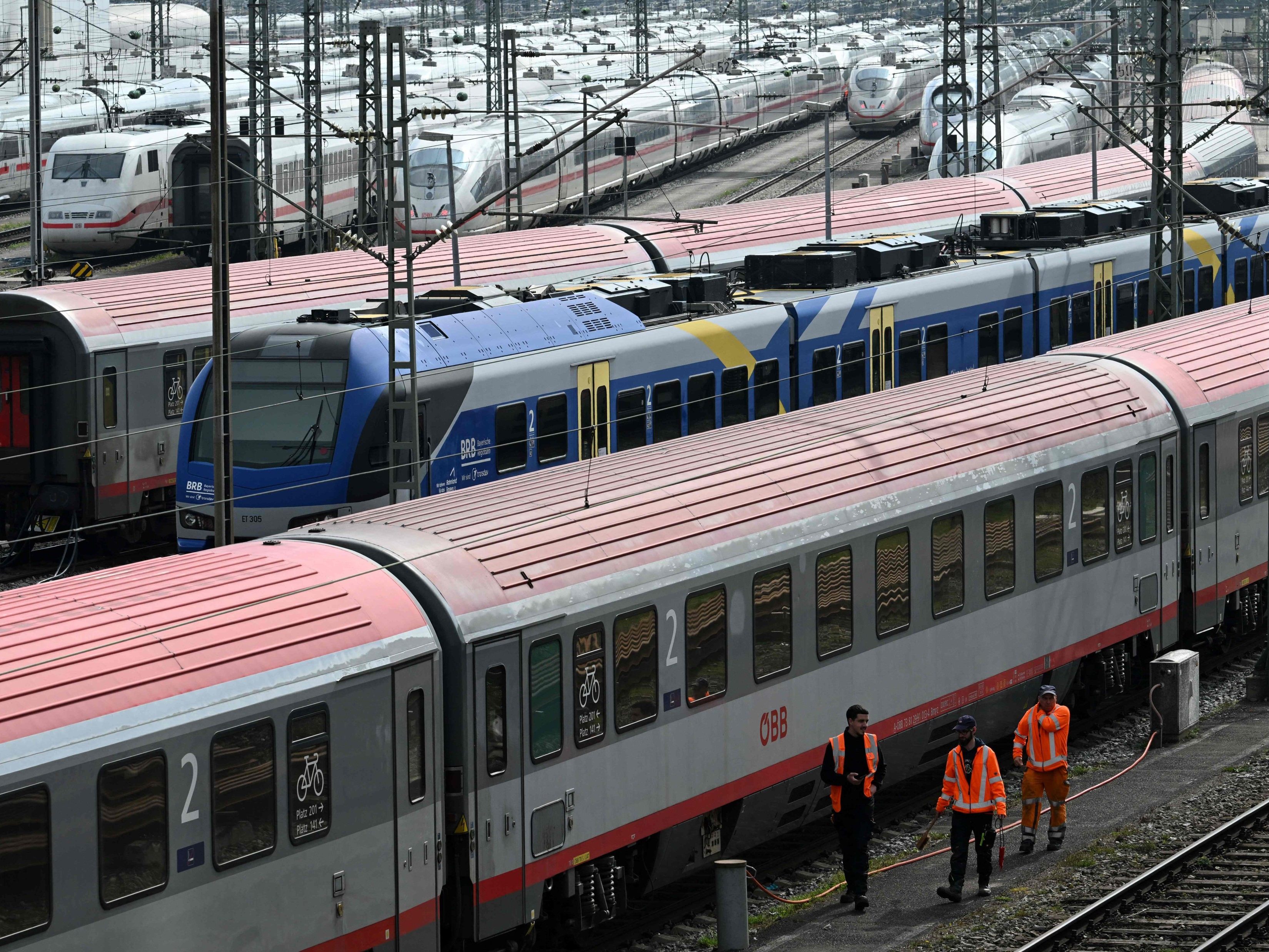 Die Sozialpartner haben sich auf einen neuen Kollektivvertrag für die 55.000 Beschäftigten bei den österreichischen Eisenbahnen verständigt.