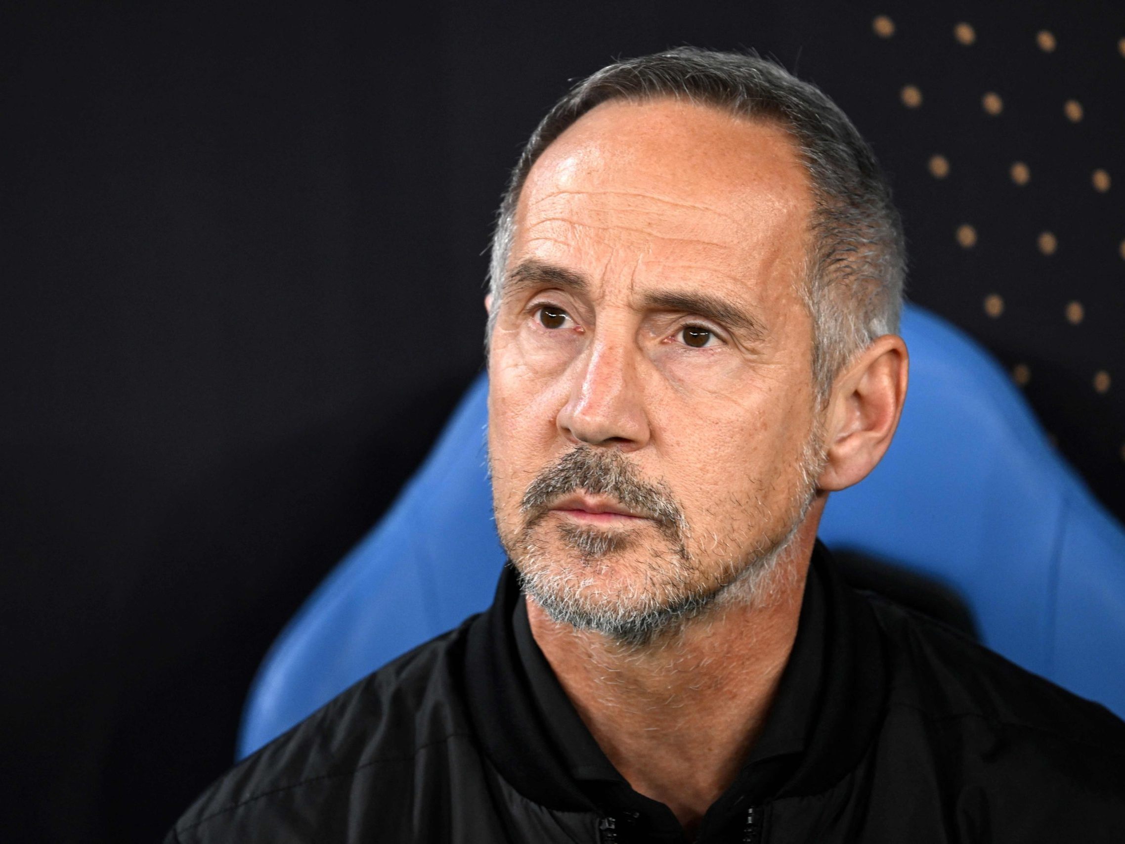 Adi Hütter könnte bald ohne Trainer-Job dastehen. Adi Hütter könnte bald ohne Trainer-Job dastehen.
