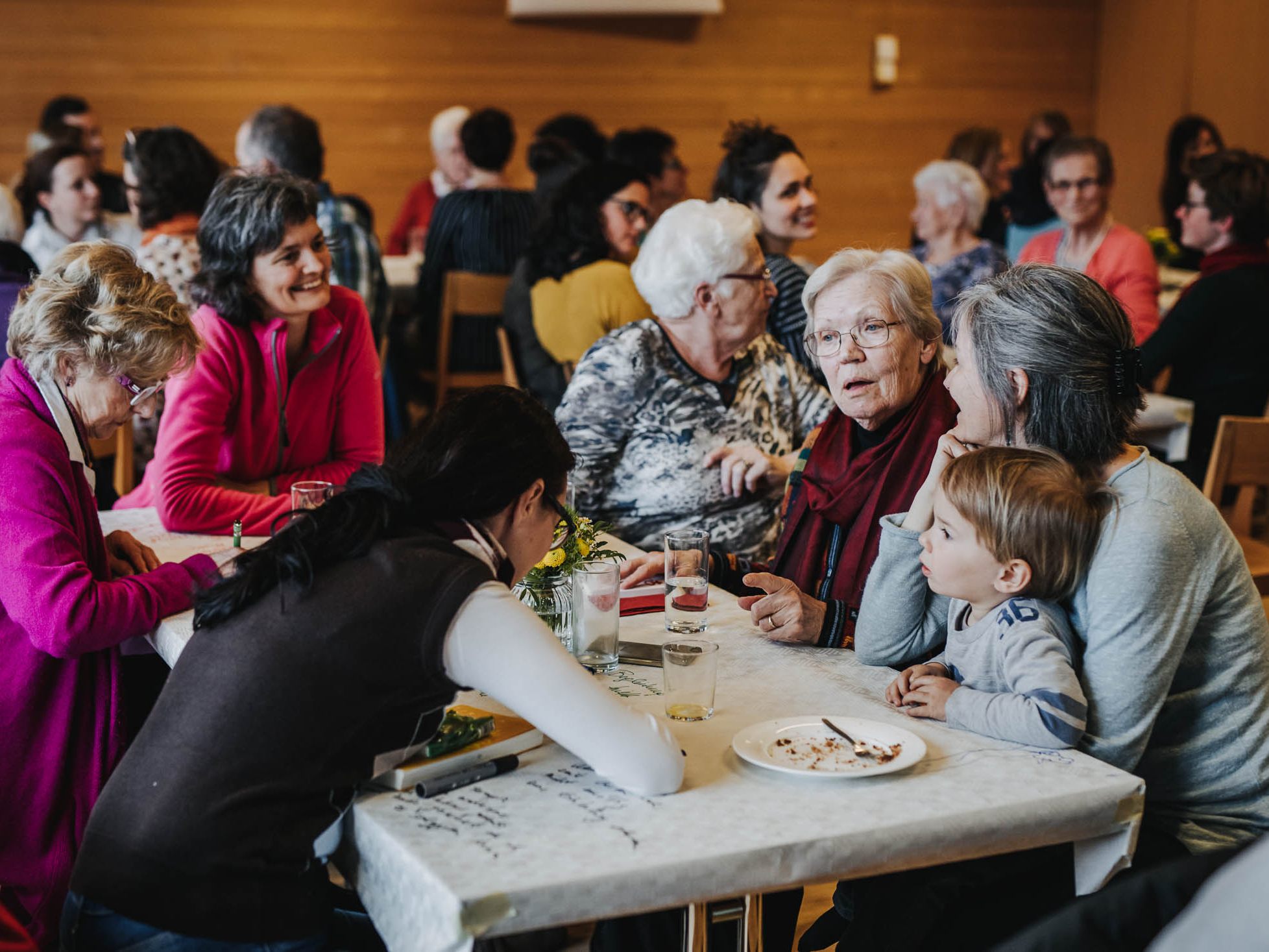Das Foto stammt aus dem Erzählcafe "Der Start ins Leben" am 20. März 2018 im Frauenmuseum Hittisau © FMH/Angela Lamprecht Das Foto stammt aus dem Erzählcafe "Der Start ins Leben" am 20. März 2018 im Frauenmuseum Hittisau © FMH/Angela Lamprecht