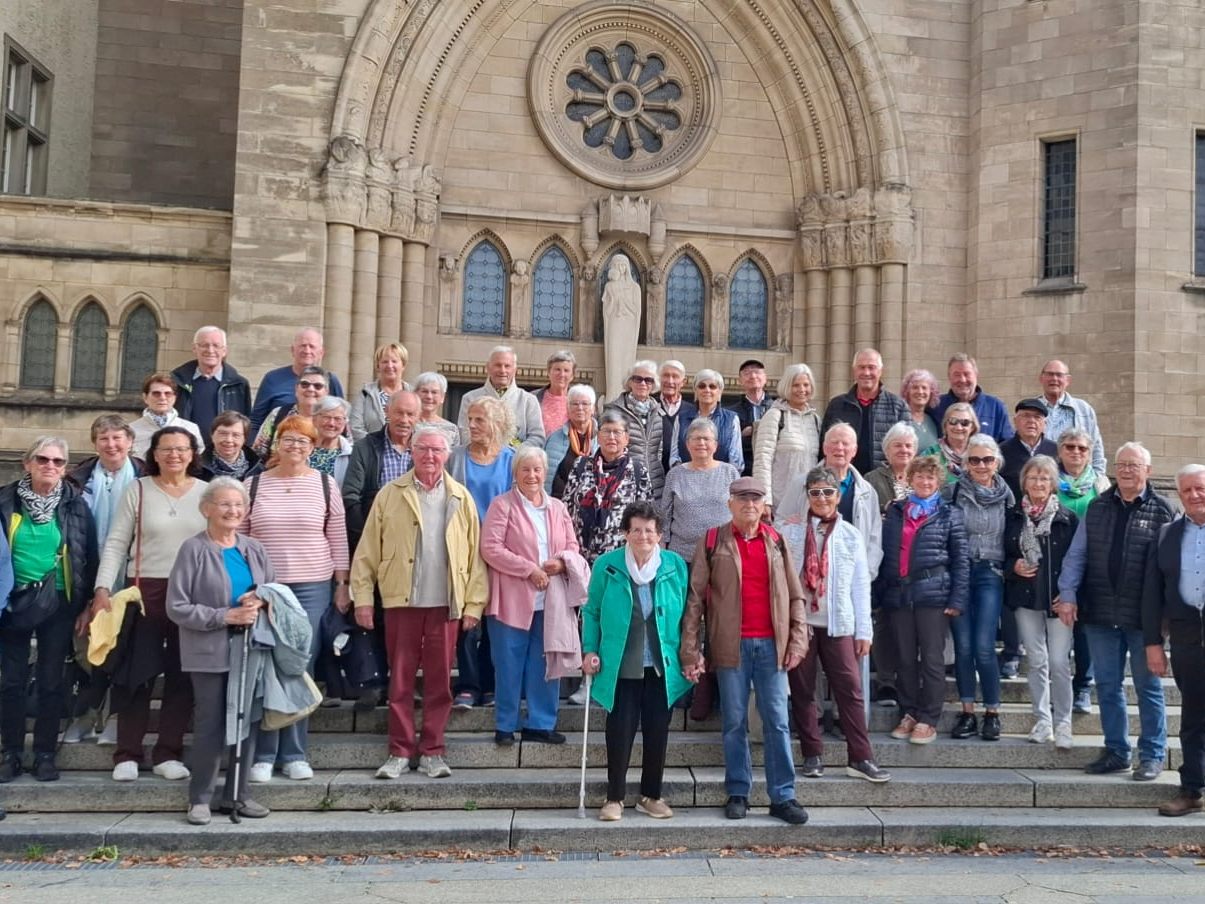 Seniorenrunde Rankweil auf großer Fahrt.