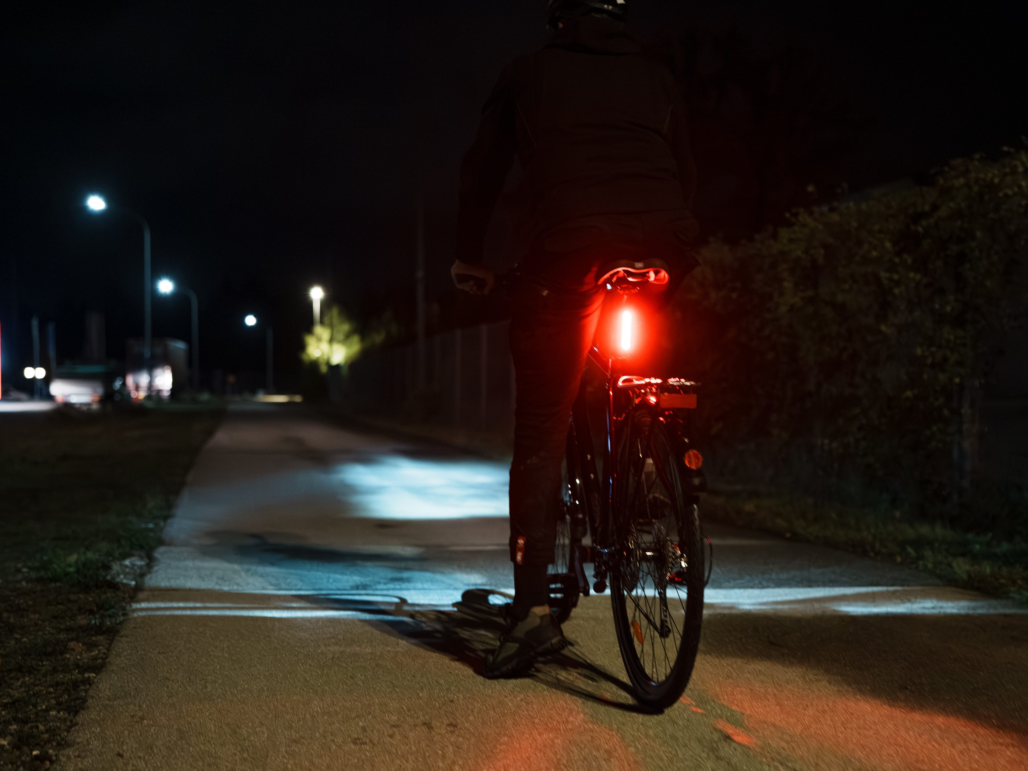 Fahrradbeleuchtungen im ÖAMTC-Test. Fahrradbeleuchtungen im ÖAMTC-Test.