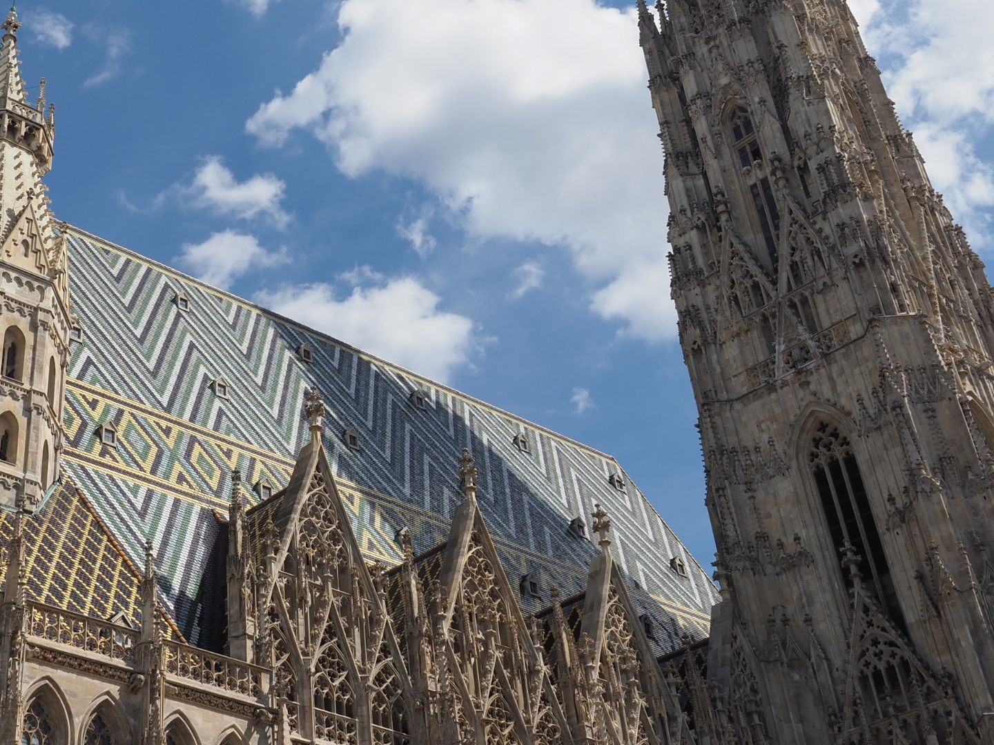 30 Jahre versteckt – jetzt zeigt sich der Südturm wieder.