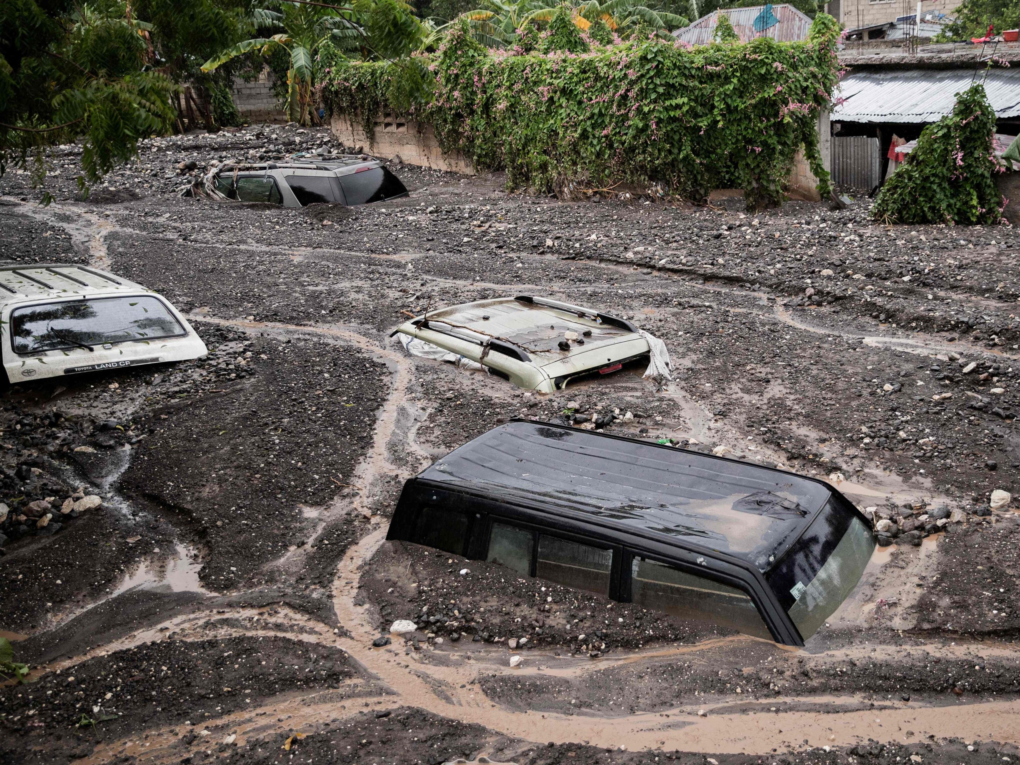 Hurrikan „Melissa“ zieht Richtung Bermuda – Karibik schwer getroffen