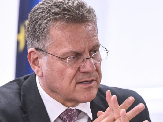 EU-Handelskommissar  Maros ?ef?ovi? sieht Handlungsbedarf bei Stahl