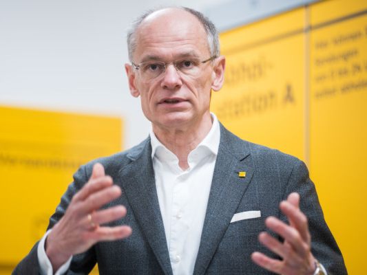 Post-Chef Oblin verstärkt den Fußabdruck in Osteuropa