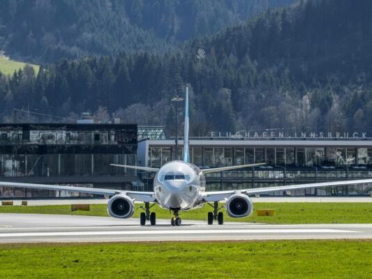 Die Tourismuslandesräte fordern die Abschaffung der Flugabgabe