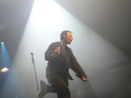 Swjatoslaw Wakartschuk beim Konzert seiner Band Okean Elsy in Wien