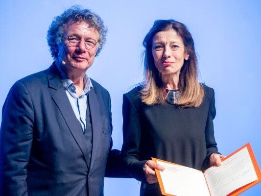 Ursula Krechel bei der Verleihung des Büchner-Preises in Darmstadt