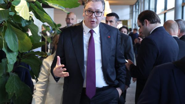 Vucic kontert politischem Druck mit Diffamierung der Justiz