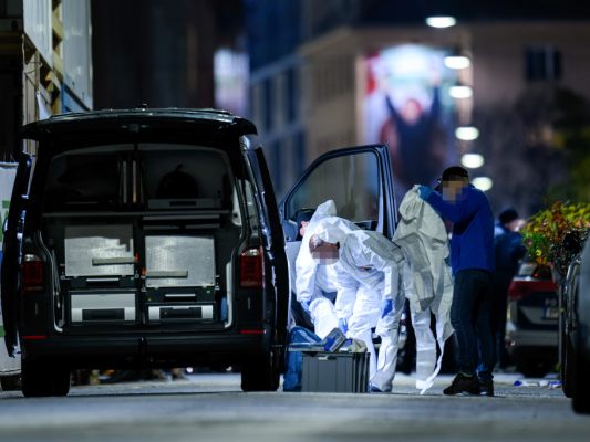 Die Polizei am Tatort in Wien-Ottakring