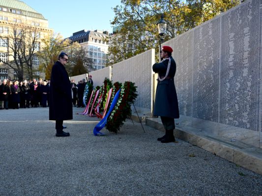 Gedenken an der Shoah-Namensmauer