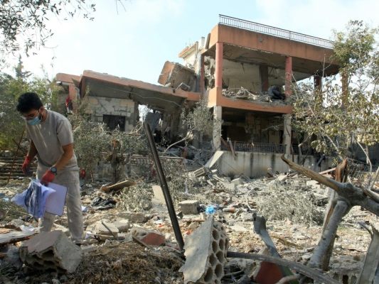 Schäden nach israelischen Angriffen im Libanon (Themenbild)