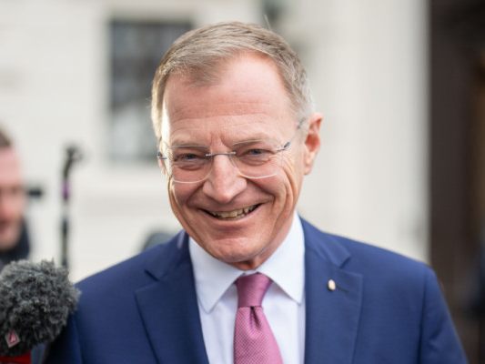 Stelzer sieht Länder und Gemeinden benachteiligt