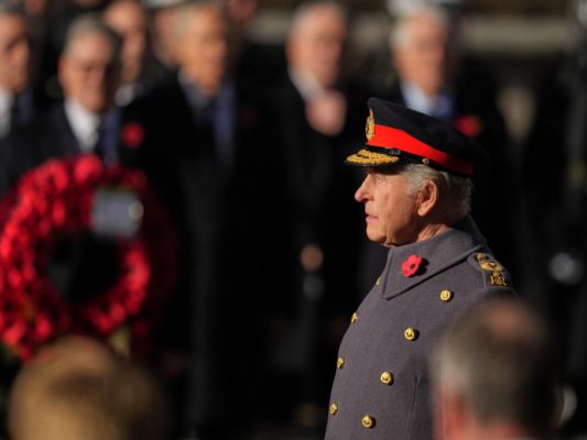 König Charles III. bei der Gedenkzeremonie in London