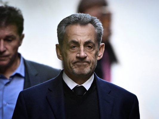 Sarkozy beim Haftantritt im Oktober