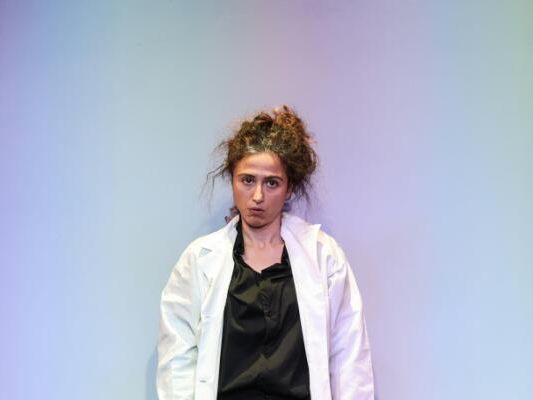 Die Soloperformance von Melike Ya??z-Baxant berührt