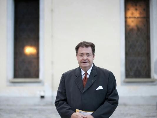 Thomas Daniel Schlee wurde 68 Jahre alt