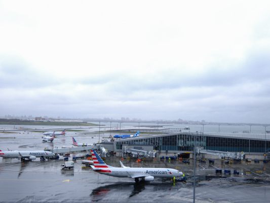 Zahlreiche Flüge fielen aus