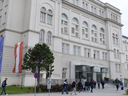 Die Arbeiterkammer will mehr BMHS gegen Fachkräftemangel