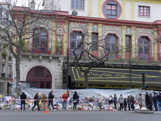 Vor zehn Jahren starben im Pariser "Bataclan" 130 Personen