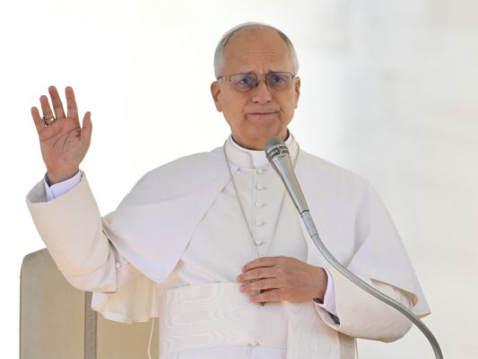 Auch Papst Leo XIV. kritisiert Trumps Migrationskurs