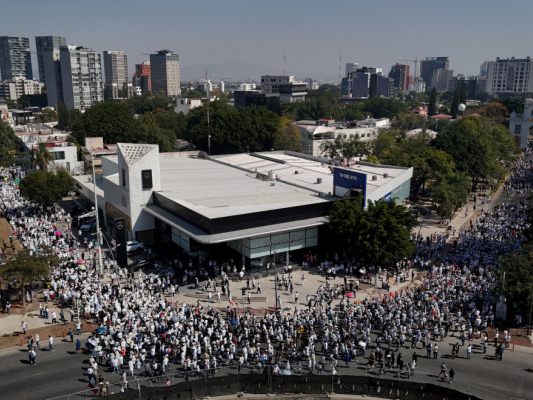 Tausende demonstrierten für Frieden in Mexiko