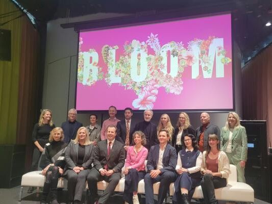 Programmpräsentation des UMJ zum Jahresthema "Bloom"