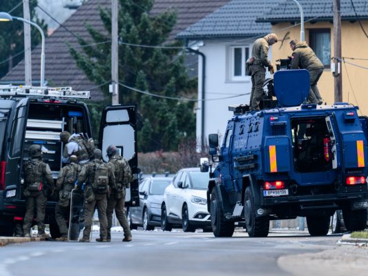 Das Gebiet wurde für den Einsatz großräumig abgesperrt