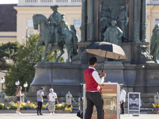 Der Platz ist ganzjährig ein beliebter Treffpunkt