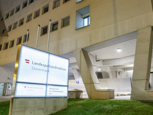 Verdächtiger im Fall der Influencerin wird in Landespolizeidirektion einvernommen.