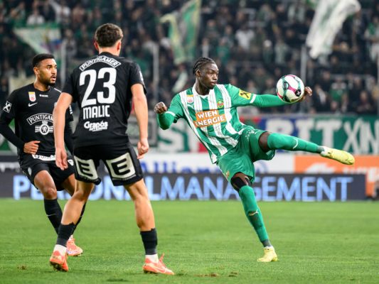 Rapid gewinnt gegen Sturm 2:1