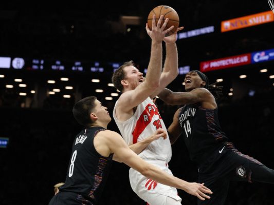 Jakob Pöltl hält bei mittlerweile 2.510 Punkten für Toronto